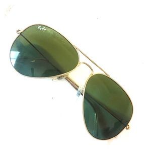 100% Authentic Aviator Sunglasses// Ray-Ban